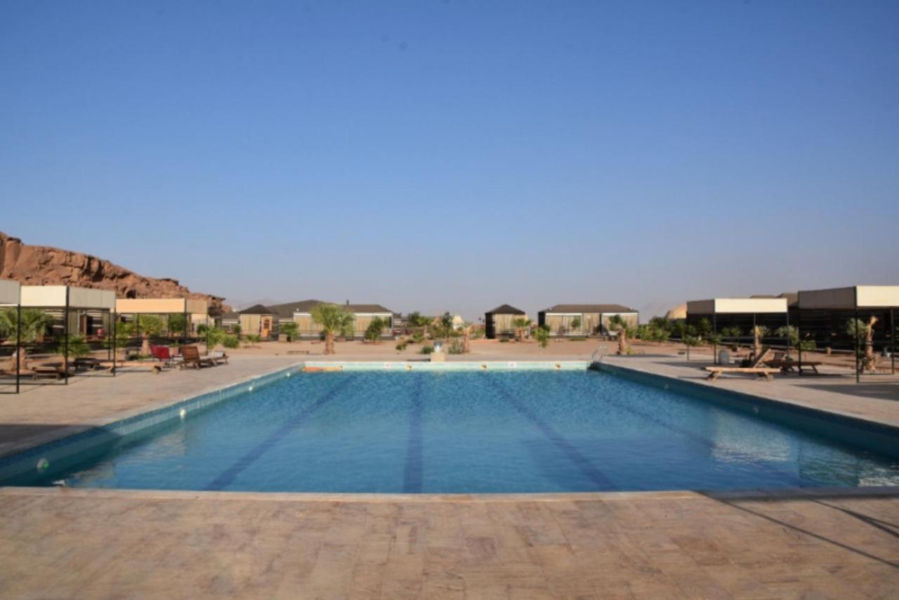 Al Sultana Luxury Camp Villa Rum vádi Kültér fotó