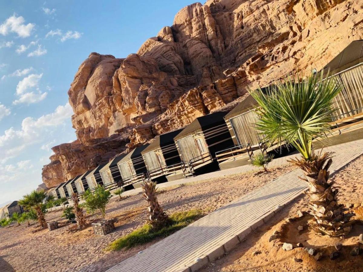 Al Sultana Luxury Camp Villa Rum vádi Kültér fotó