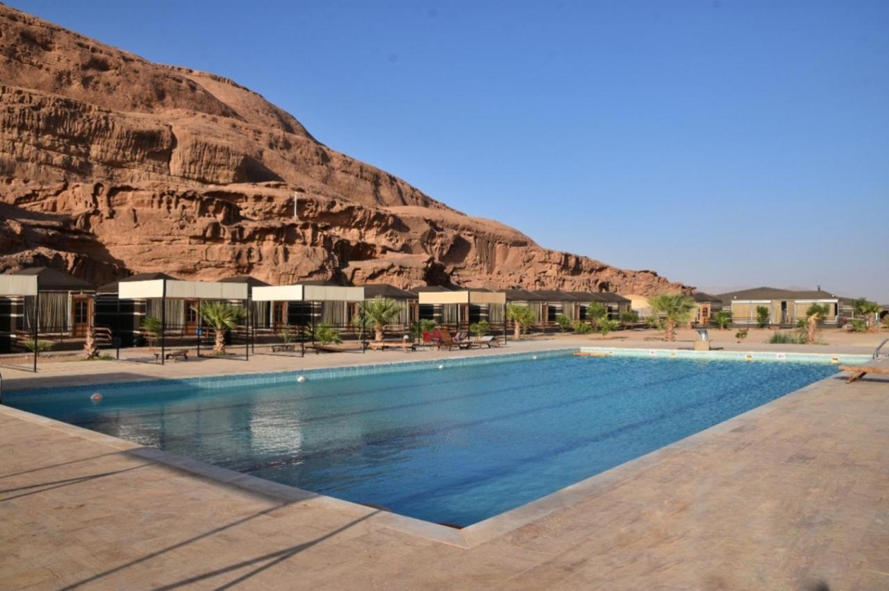 Al Sultana Luxury Camp Villa Rum vádi Kültér fotó