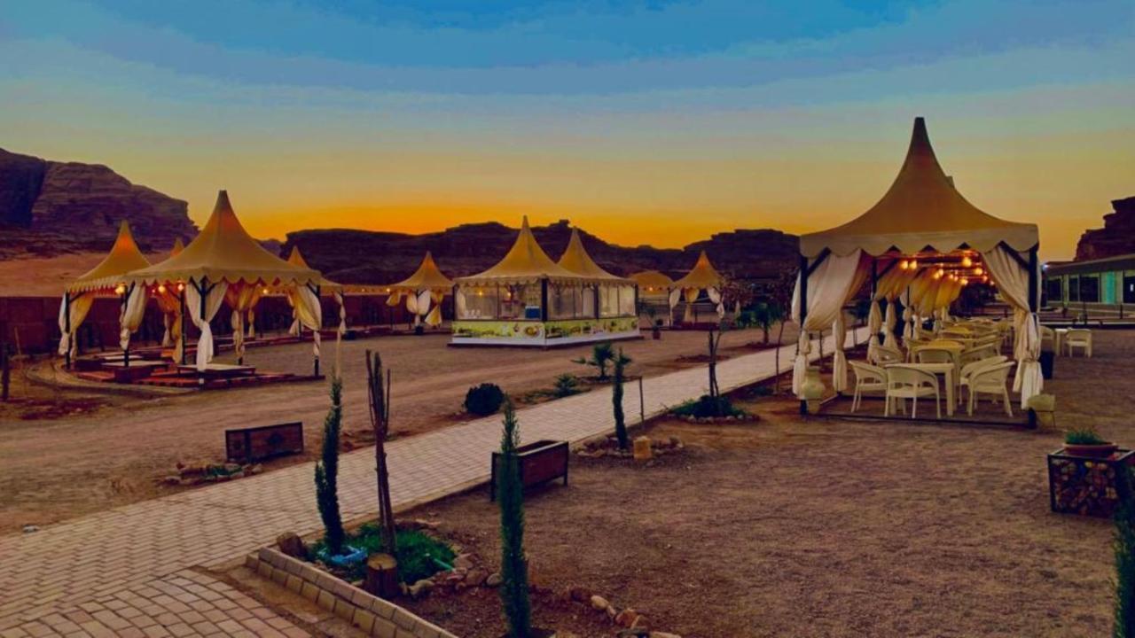 Al Sultana Luxury Camp Villa Rum vádi Kültér fotó