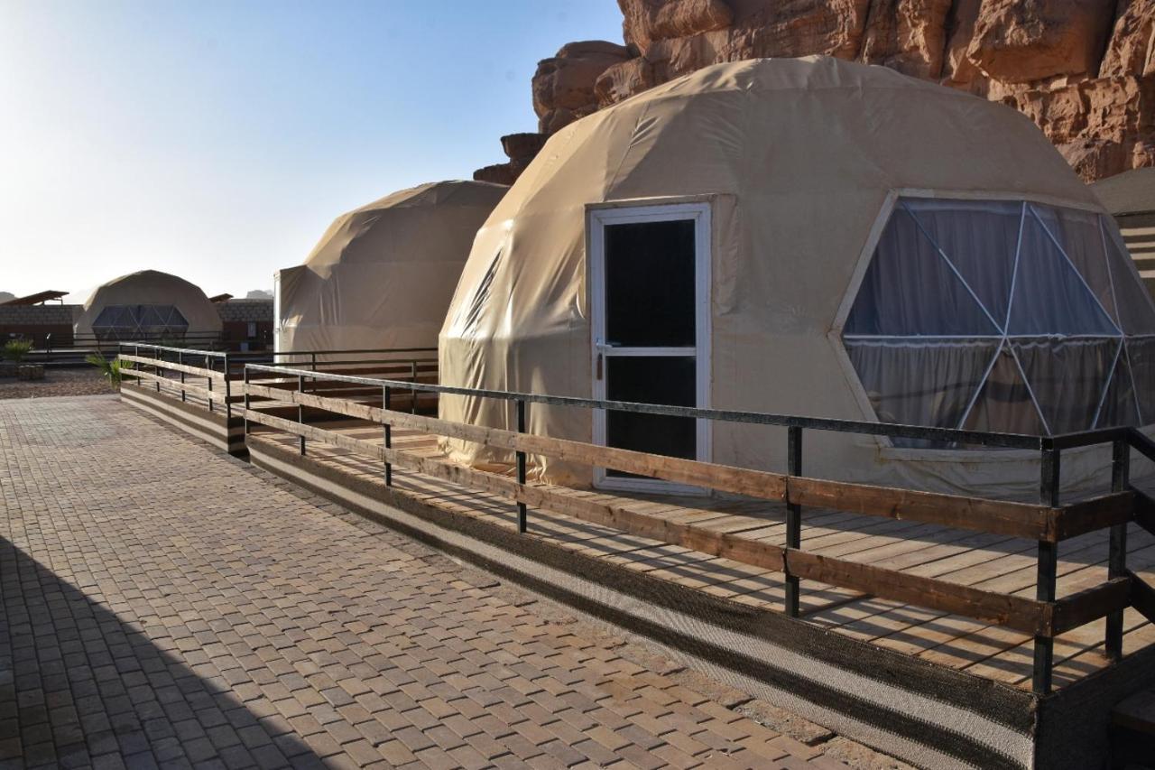 Al Sultana Luxury Camp Villa Rum vádi Kültér fotó