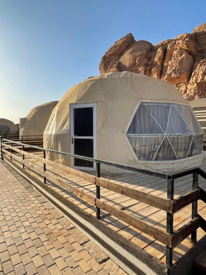 Al Sultana Luxury Camp Villa Rum vádi Kültér fotó
