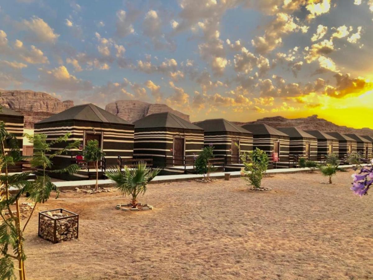 Al Sultana Luxury Camp Villa Rum vádi Kültér fotó