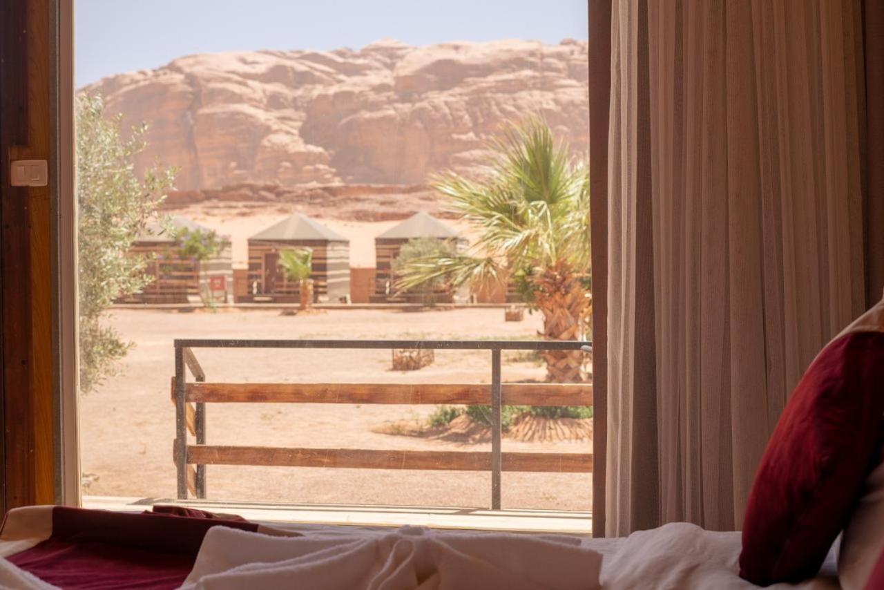Al Sultana Luxury Camp Villa Rum vádi Kültér fotó
